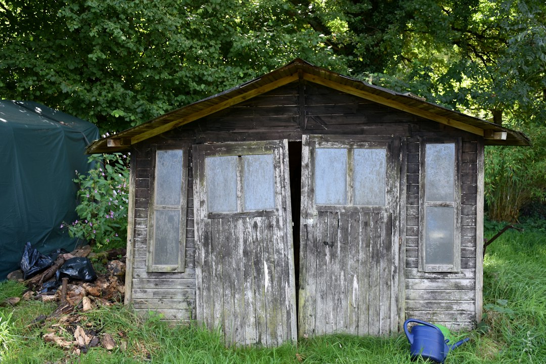 Abbruch einer Gartenlaube: zo verloopt de sloop stap voor stap