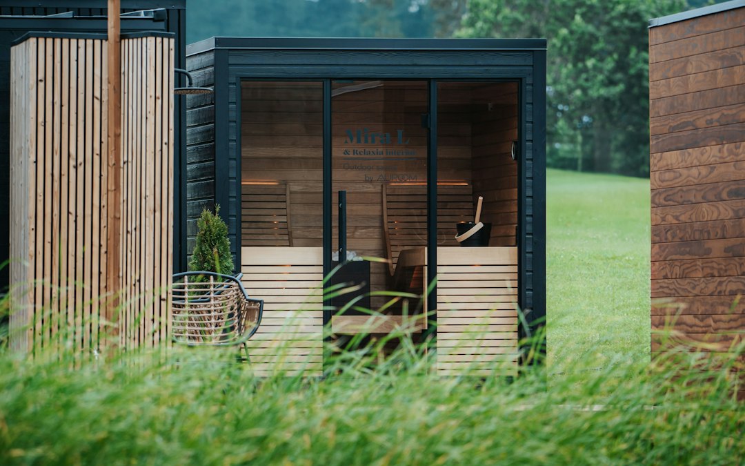 Gartenlaube heizen: welke verwarmingsopties werken echt?